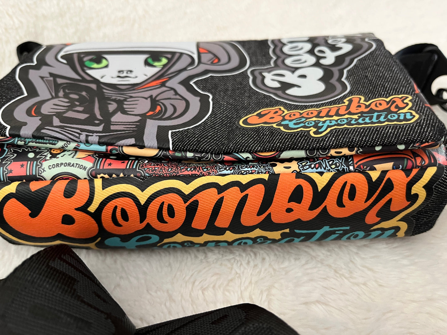 boombox top boy grey bag