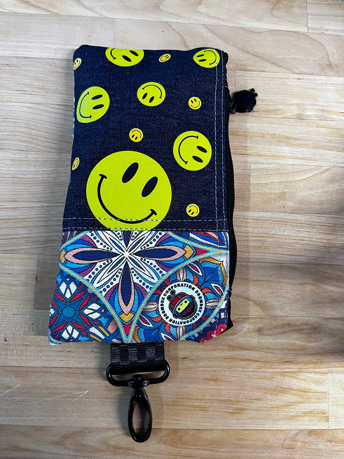 pochette smiley