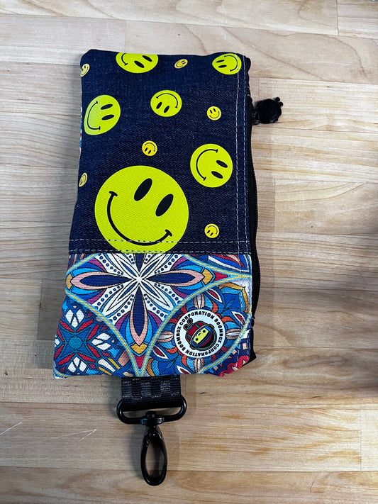 pochette smiley