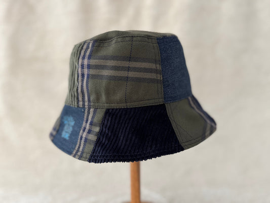 mixie hat #7 fully reversible bucket hat
