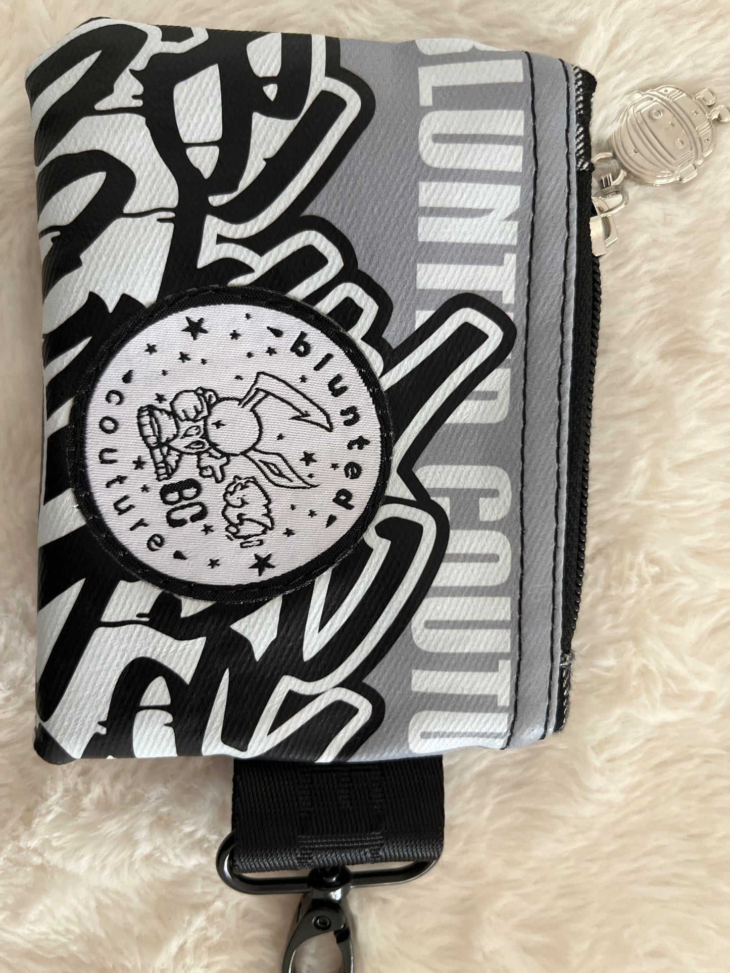 mini USB stash bag – dj, big ups graff