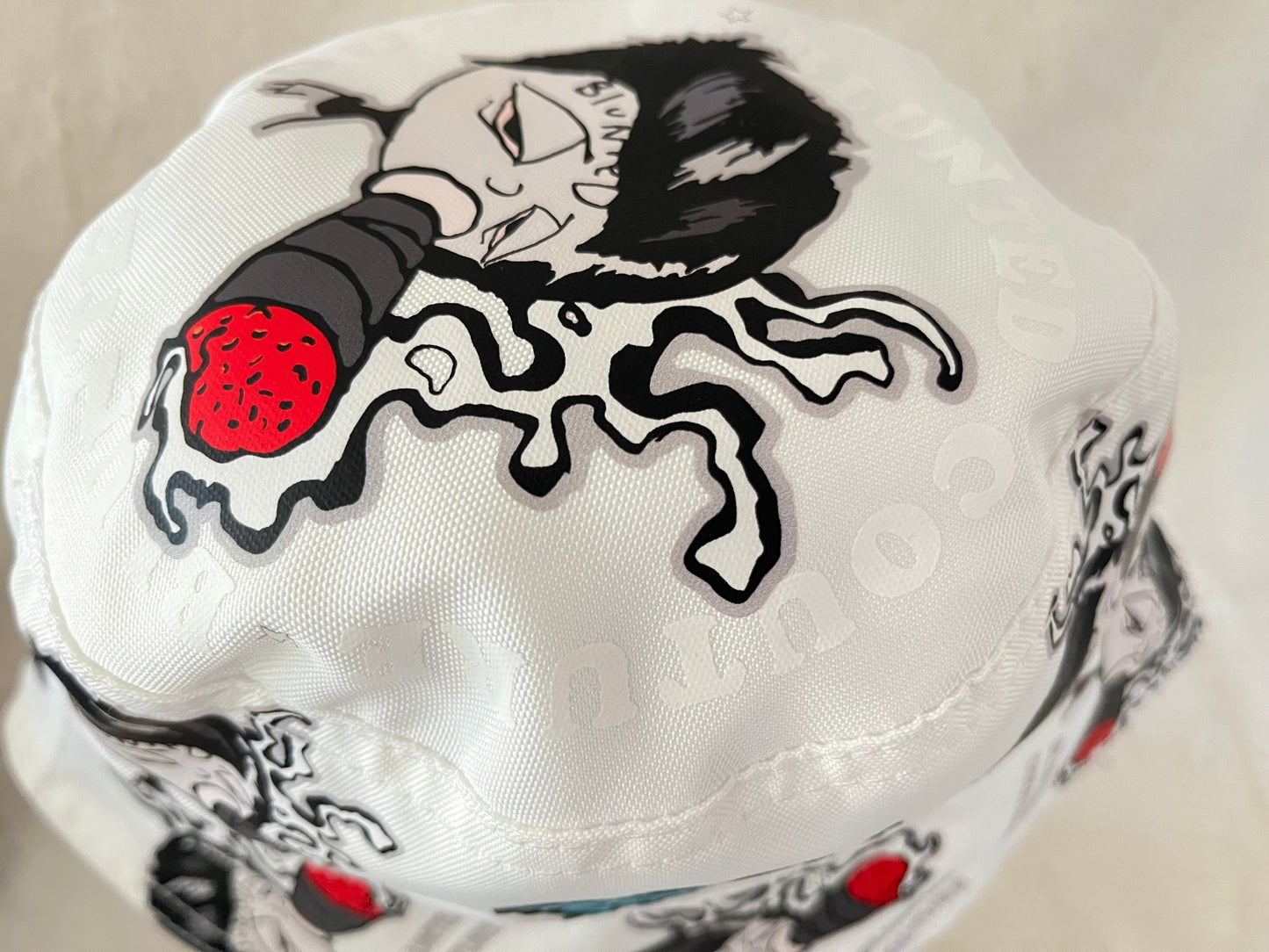 reversible white smokey XL bucket hat
