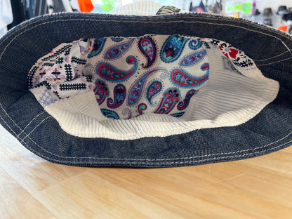 reversible black laced corduroy bucket hat / short brim