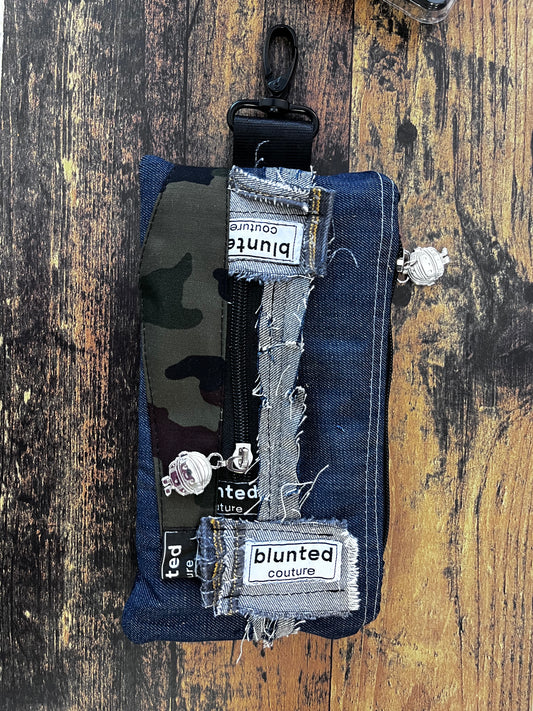 pochette recycled denims