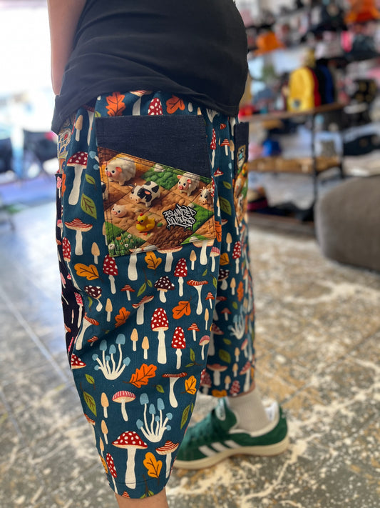 denim shorts mushroom XL
