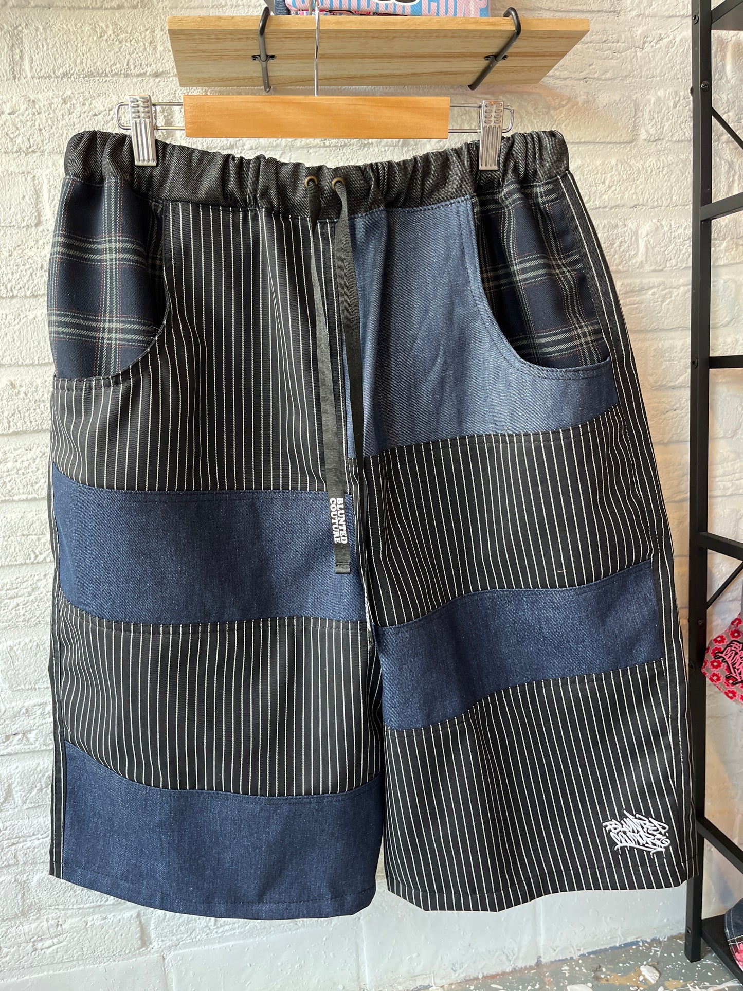 pin stripe n blue denim shorts L