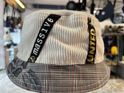 reversible black laced corduroy bucket hat / short brim