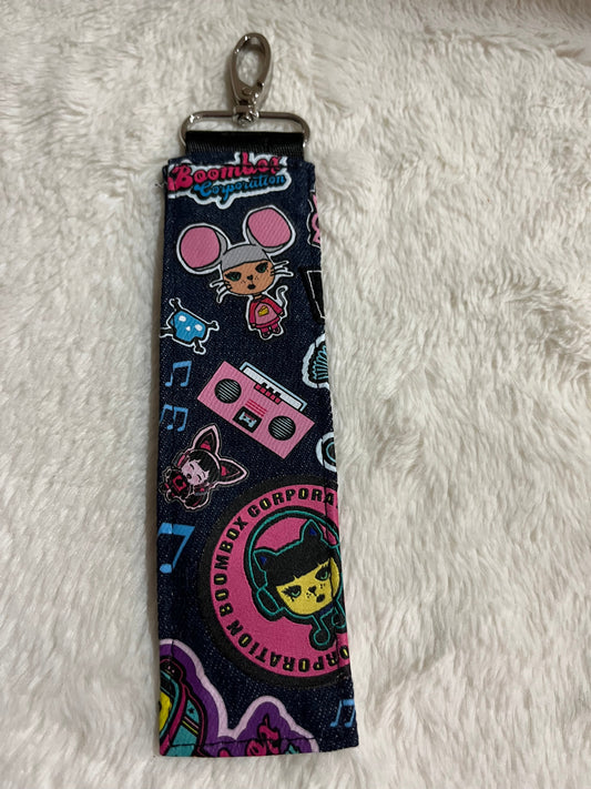 bag tag x boombox maisie