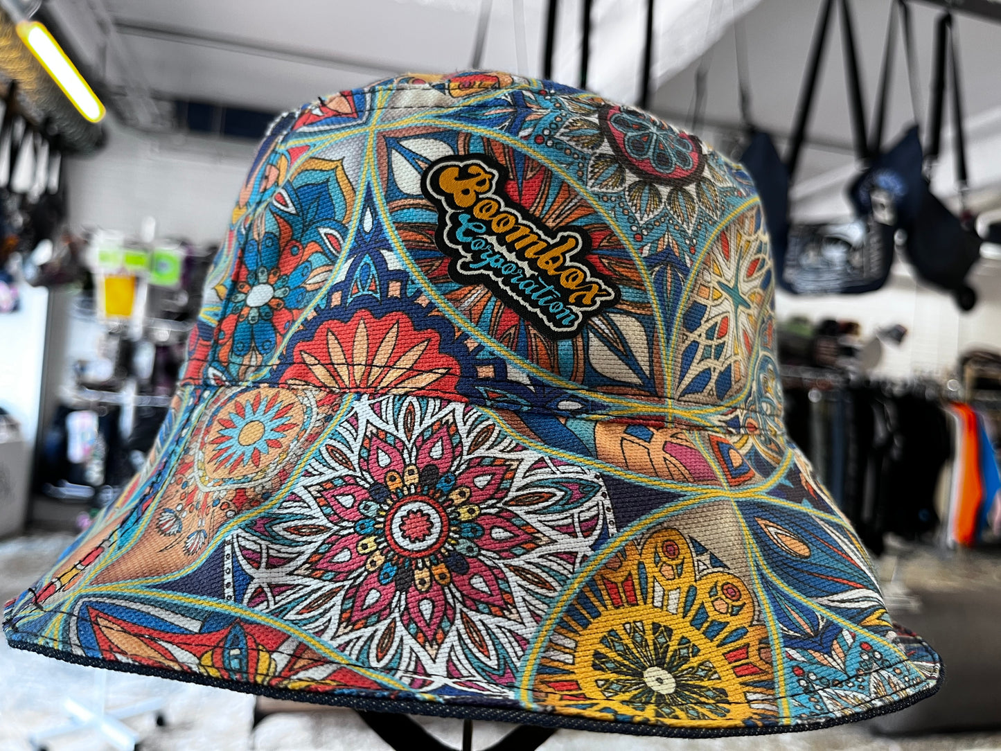 reversible leadlight bucket hat