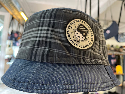 reversible camo tartan bucket hat / short brim