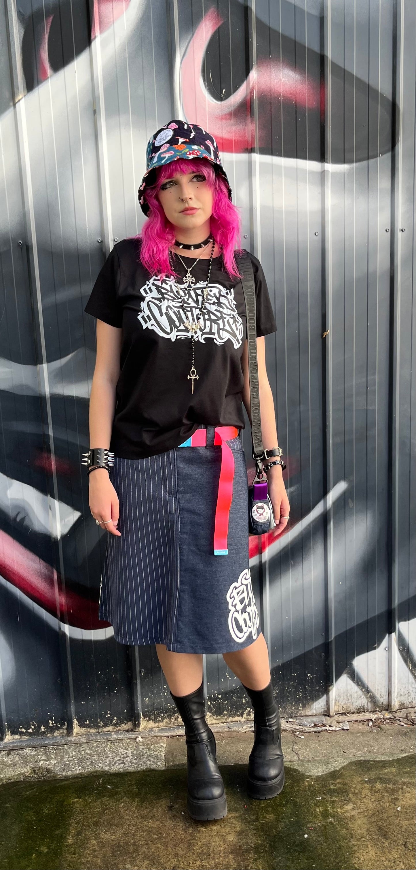 blunted broke graffiti tshirt