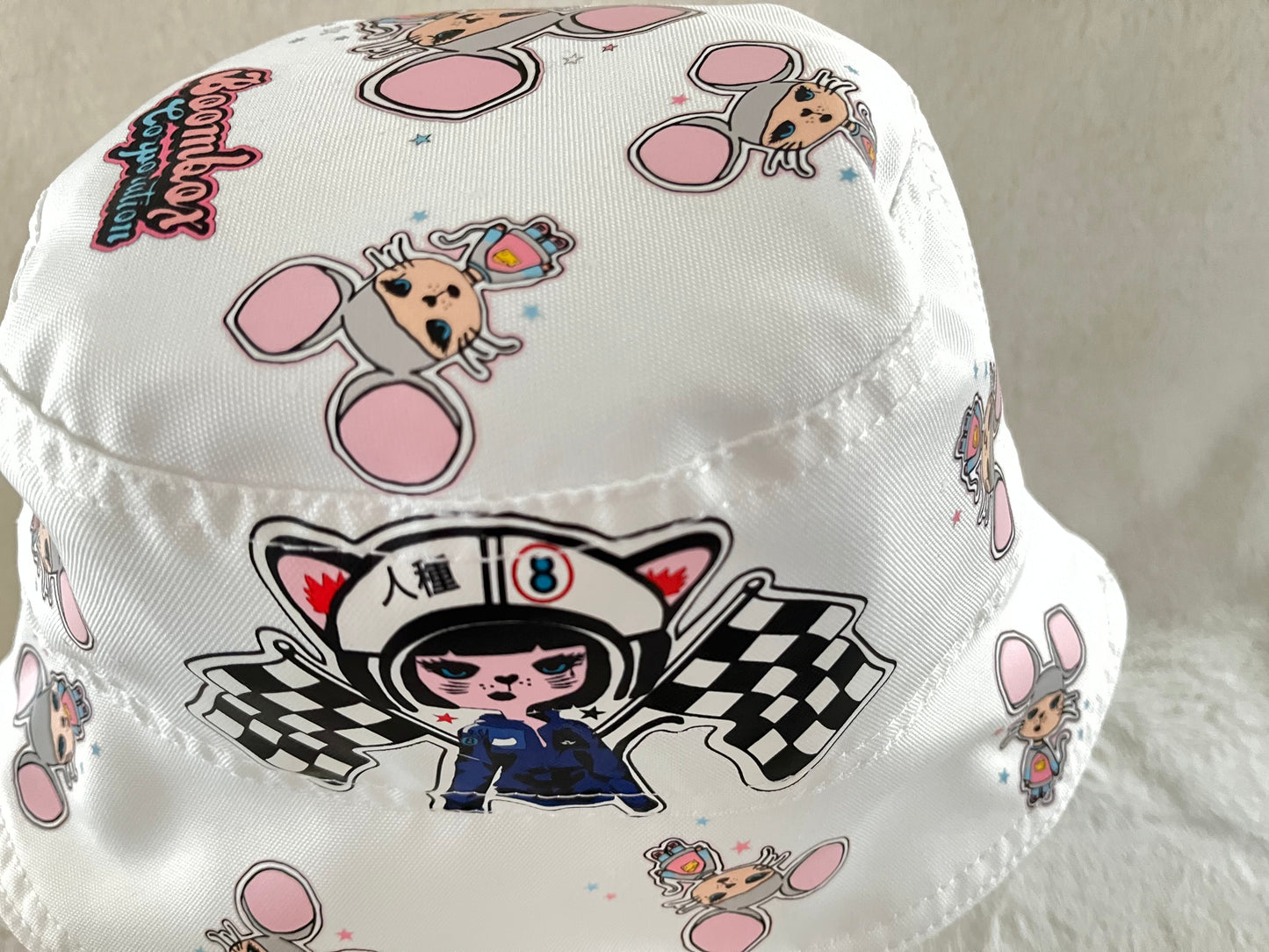 reversible white maisie bucket hat