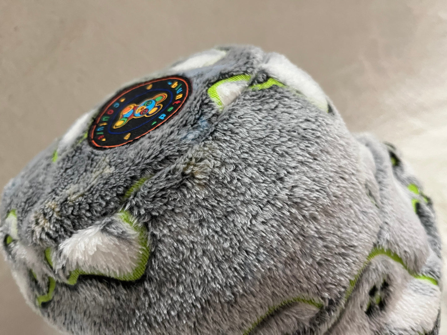 reversible controller furry bucket hat