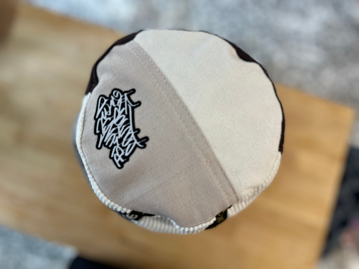 reversible black laced corduroy bucket hat / short brim