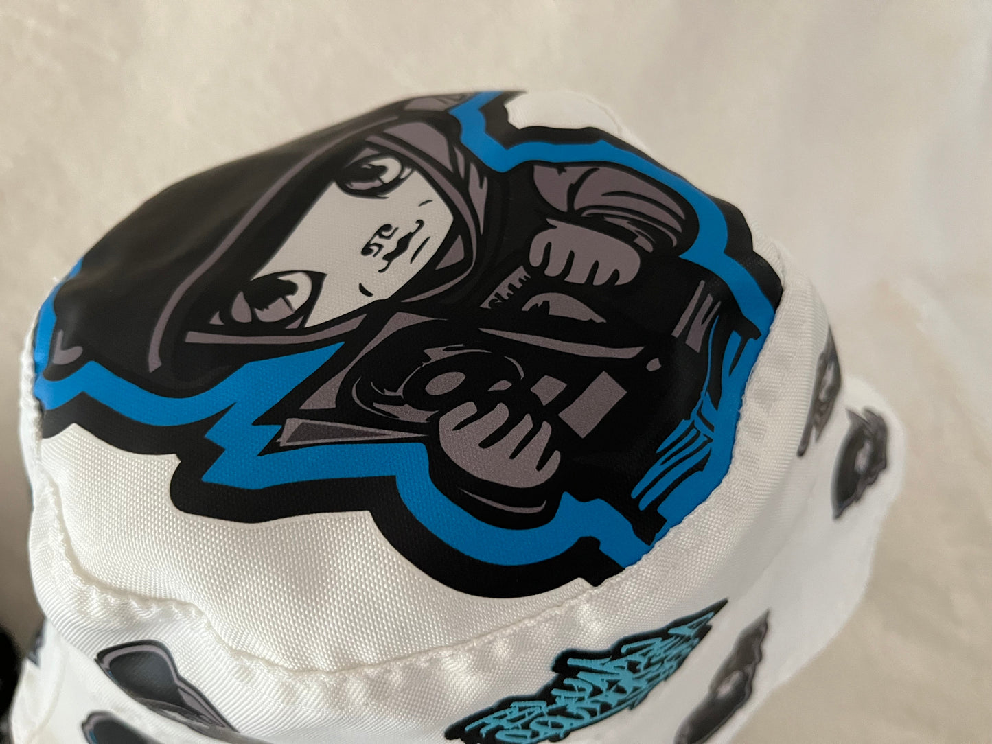 reversible white top boy XL bucket hat