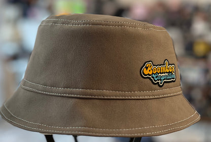 reversible brown faux leather bucket hat / short brim