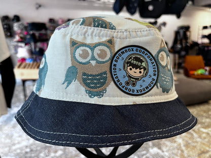 reversible owl bucket hat / short brim