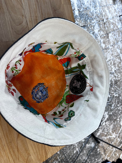 reversible flowers on denim bucket hat / short brim 62cm
